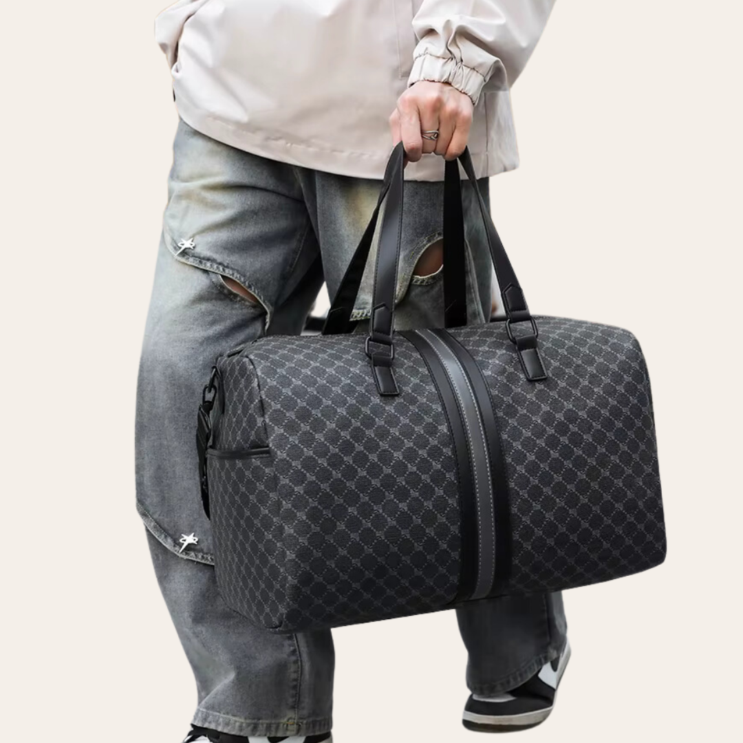 Men's leather weekend cabin travel bag.