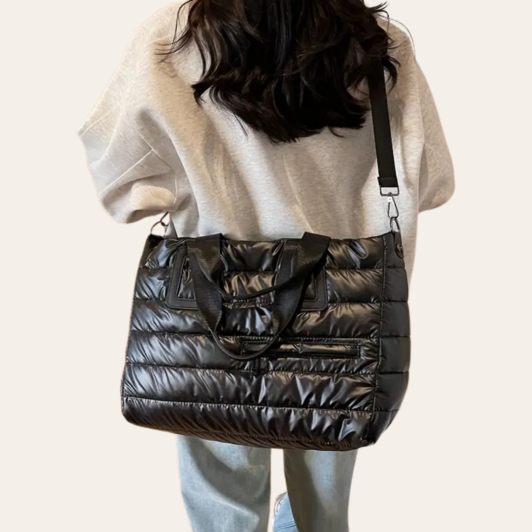 Grand sac a main femme cabine week end.