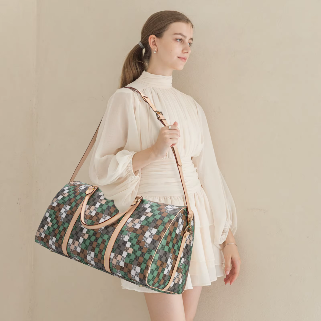 Sac de voyage femme luxe en cuir cabine week end.